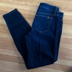 Joe’s dark wash skinny jeans size 29